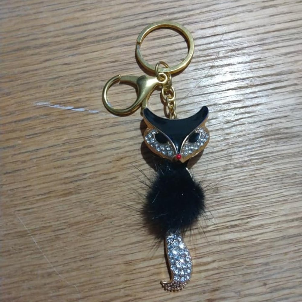 Black Fox Key Chain - Picture 5 of 5